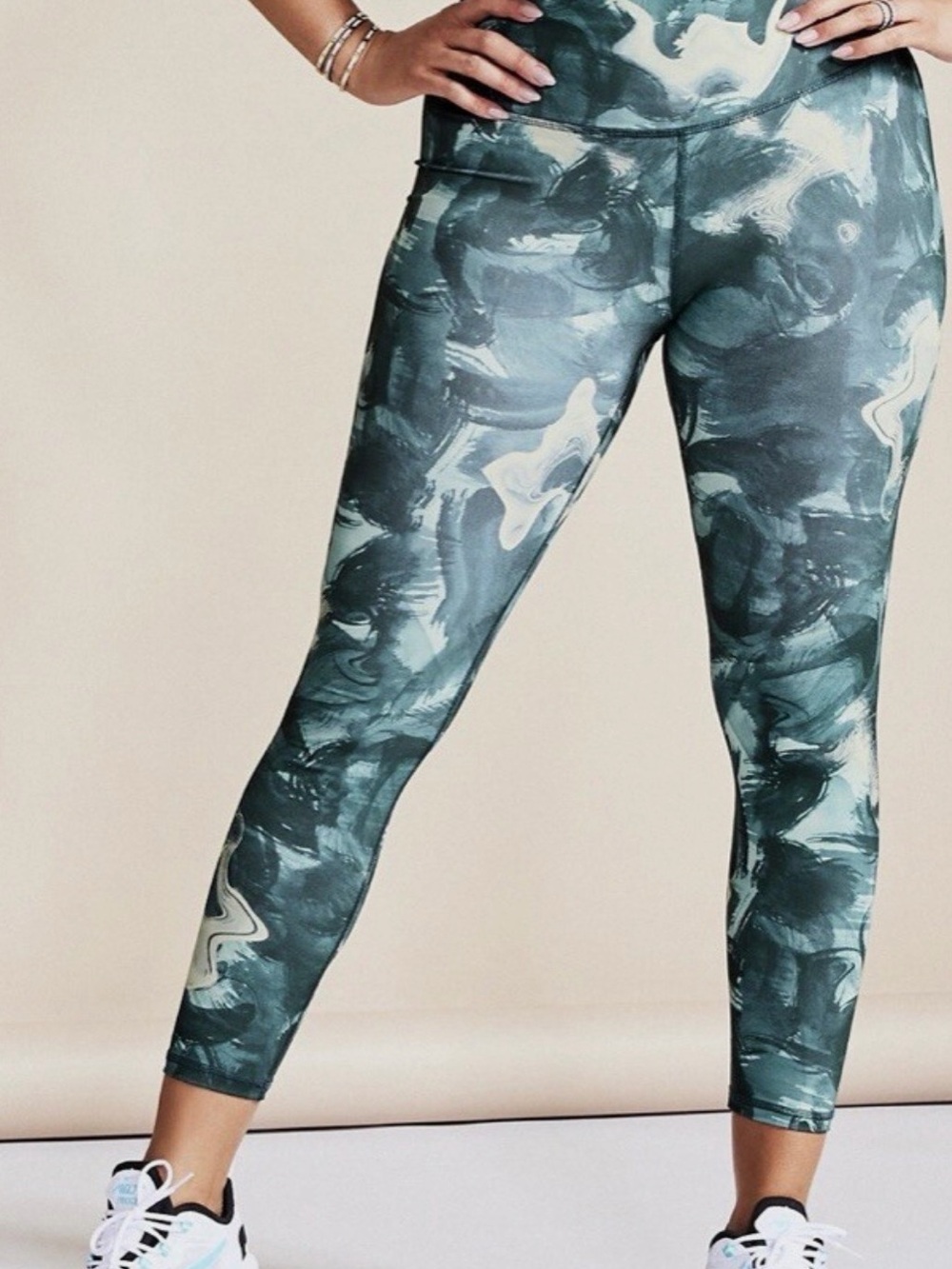 High-Waist Green Marble Performance Leggings- Fabletics Powerhold